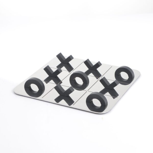 GIOCO TOTALE /TIC TAC TOE-NEGRO